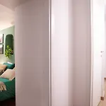 Quisi - Centro Nocleg ze śniadaniem 3*
